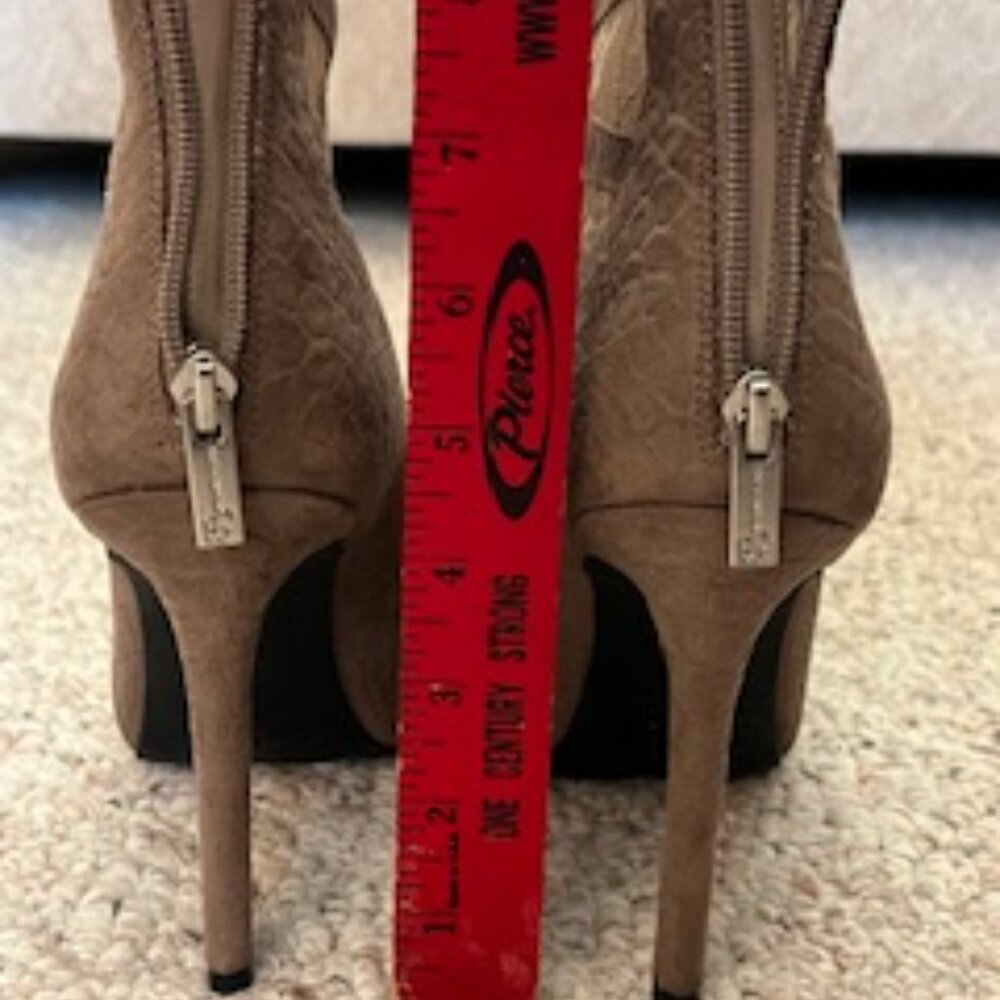 Jessica Simpson booties - Picture 3 of 7